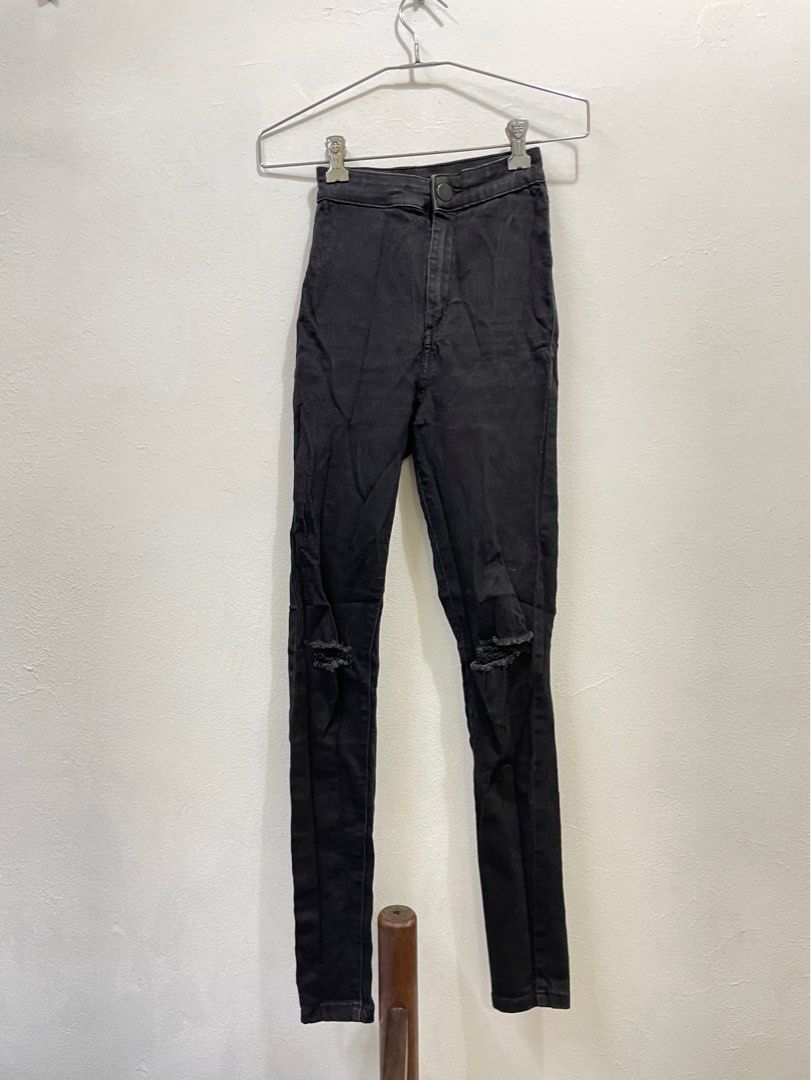 Supre Black Ripped Jeans Leggings PrelovedProud Women s Fashion Bottoms Jeans Leggings on Carousell