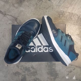 ADIDAS - Galaxy 4 Trainer Sneakers Shoes / Sepatu