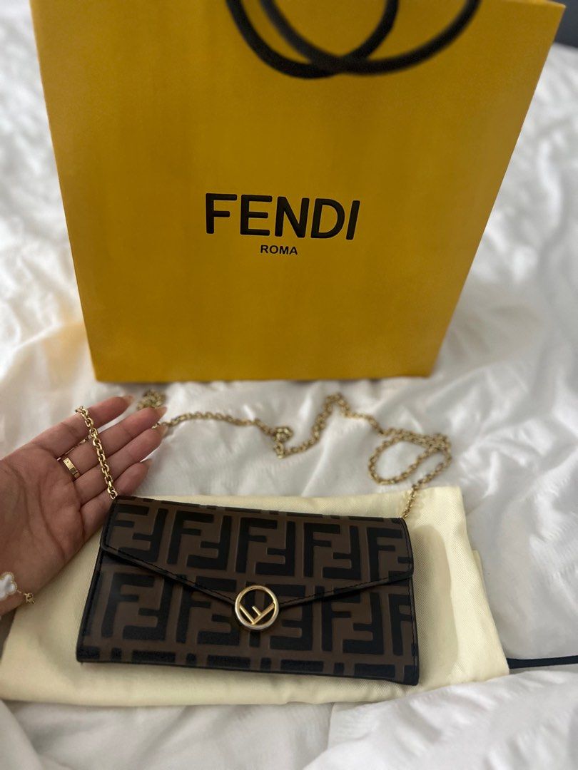 Used fendi hot sale wallet