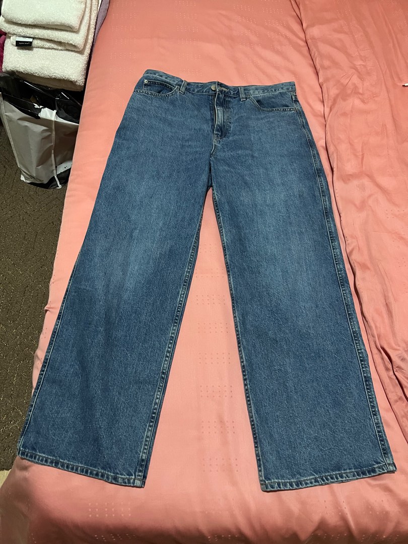 baggy-jeans-women-s-fashion-bottoms-jeans-leggings-on-carousell