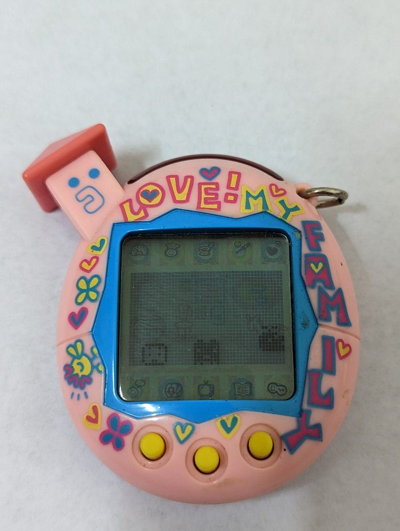 BANDAI TAMAGOTCHI CONNECTION V5 FAMILITCHI VIRTUAL PET (ENGLISH VERSION), Hobbies & Toys, Toys