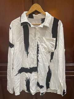 Black and White Longsleeves Polo