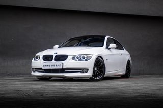 BMW 3 Series Coupe 320i (A)