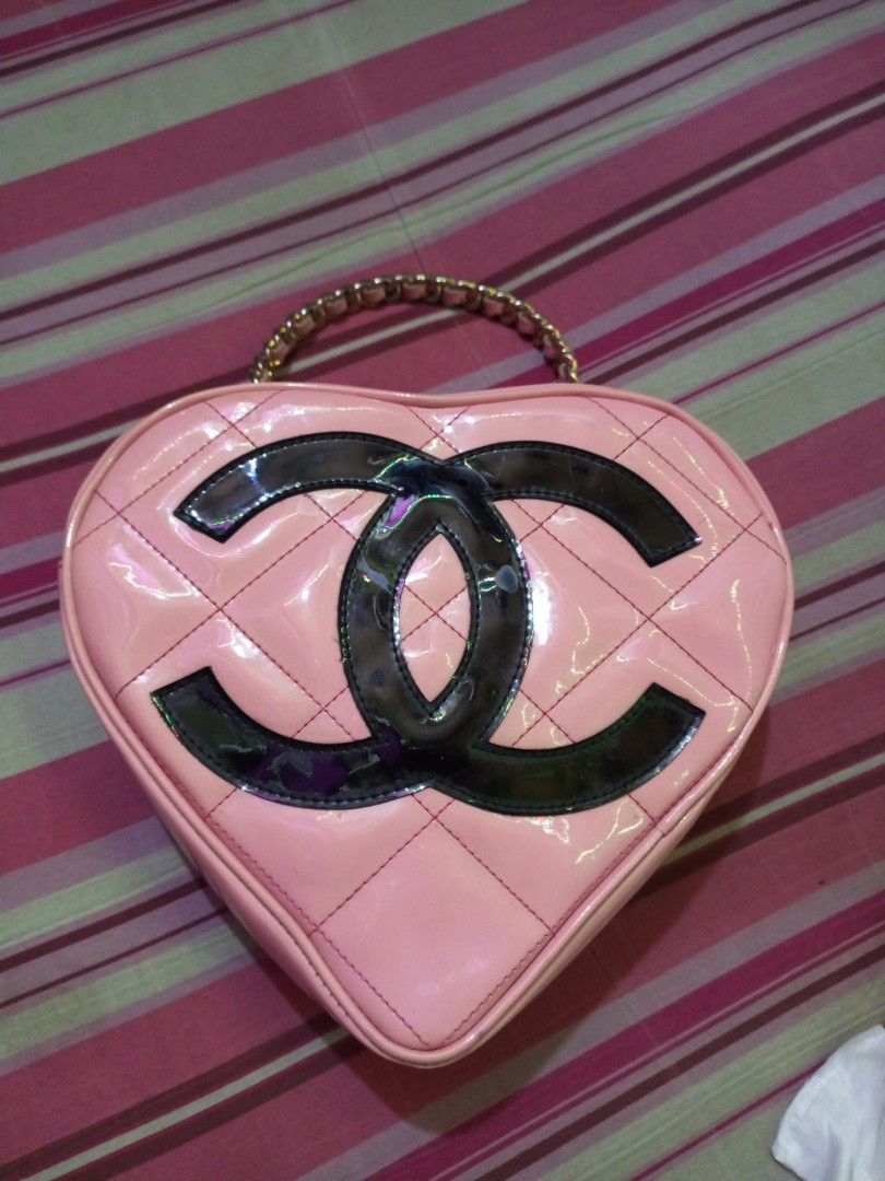 Chanel vintage heart bag sale