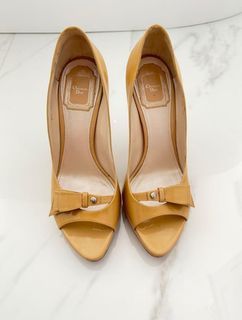Christian Dior Gently used Heels sizes 8