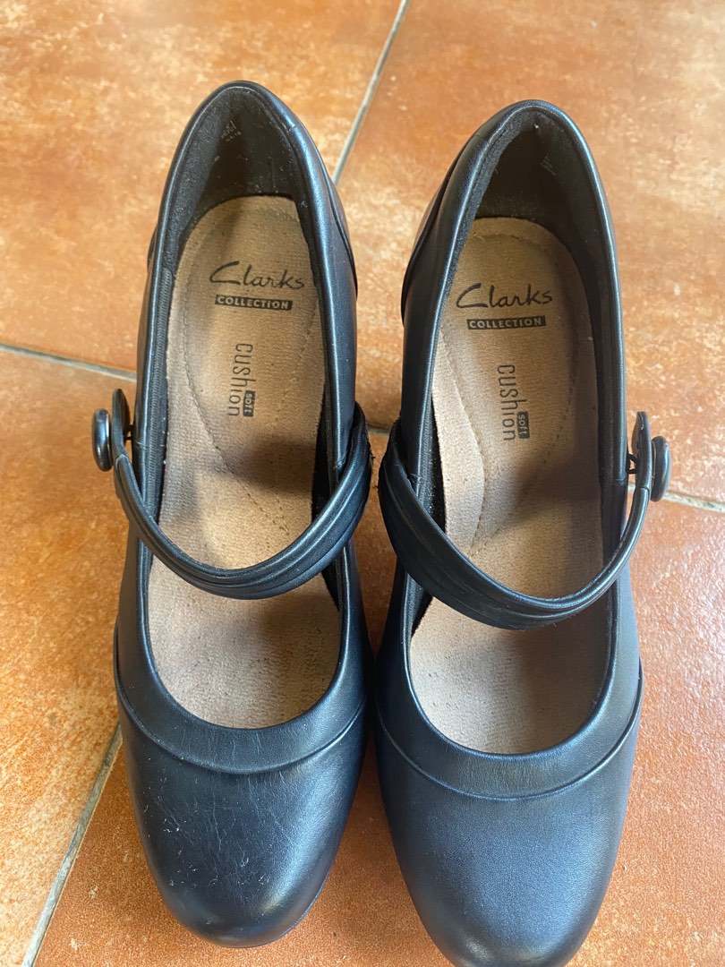 Clarks collection soft cushion heels outlet