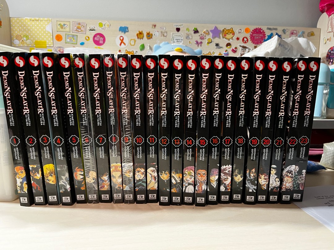Demon Slayer entire manga series, Hobbies & Toys, Books & Magazines