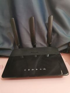 D-Link DIR-880L AC1900 Wireless DualBand Gigabit Cloud Router