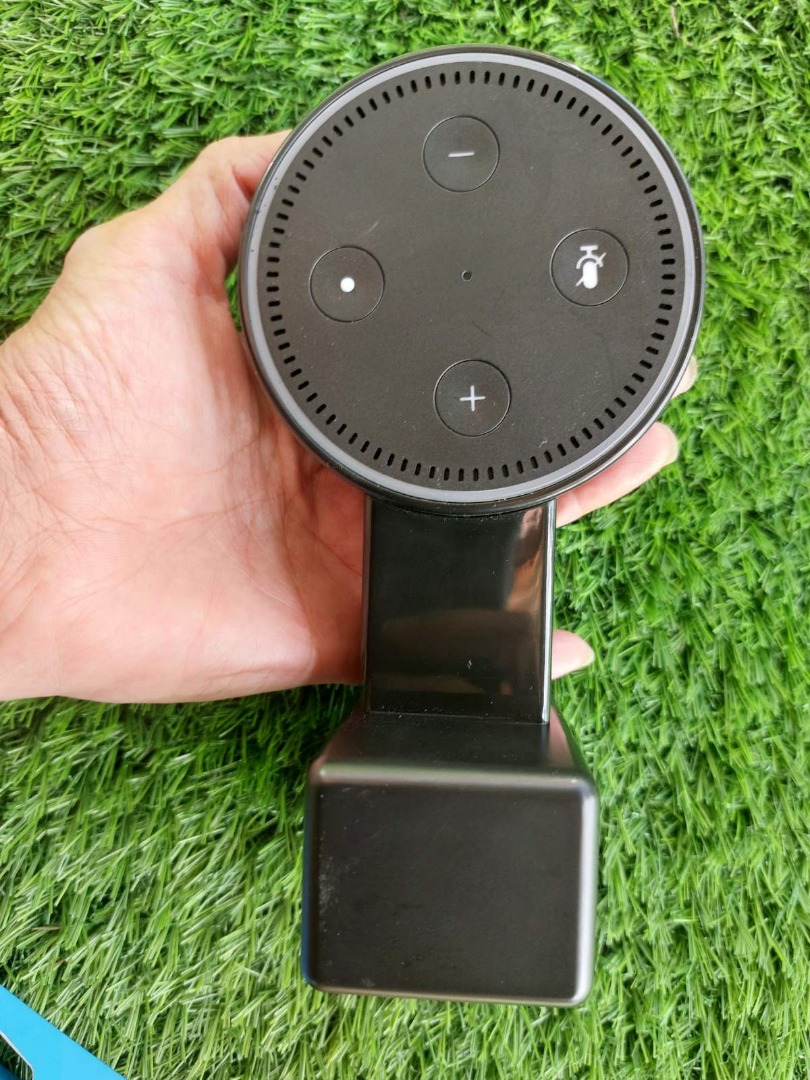 Echo Dot (2nd Gen -Alexa) on Carousell