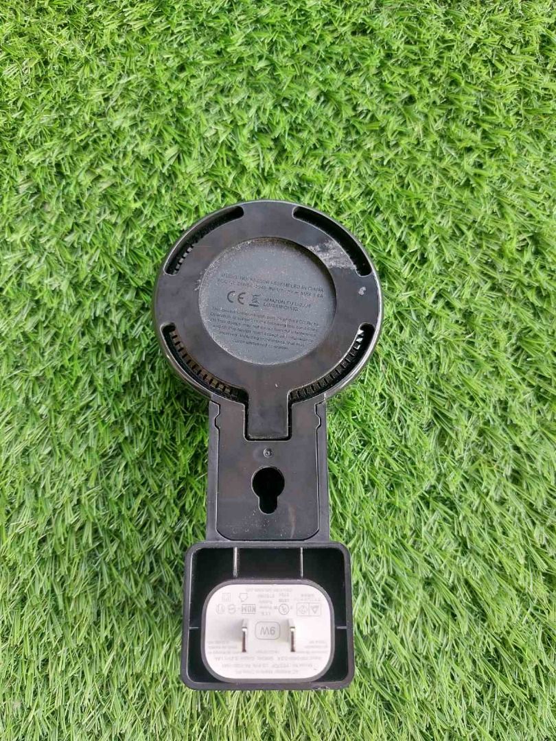 Echo Dot (2nd Gen -Alexa) (Category: Soundbars, Speakers & Amplifiers) located in Quezon City. Submitted by yvonne315 (Listing ID 1216539968, Image 3). Description: From the U.S.A. 110 or 220 Volts . in good condition . Deregistered already. Ready to use . Alexa Amazon Echo Dot 2nd Generation. Smart Home Outlet Wall Mounted . With Wall mount holder case. Say goodbye to long ugly cord bunched up behind the speaker, frees up the counter space and p