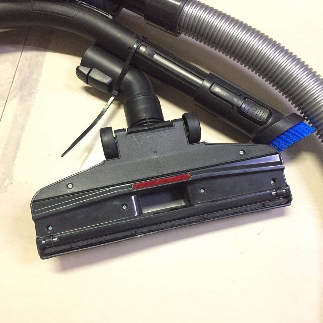 EUREKA WhirlWind Bagless Canister Vacuum Cleaner, TV & Home Appliances