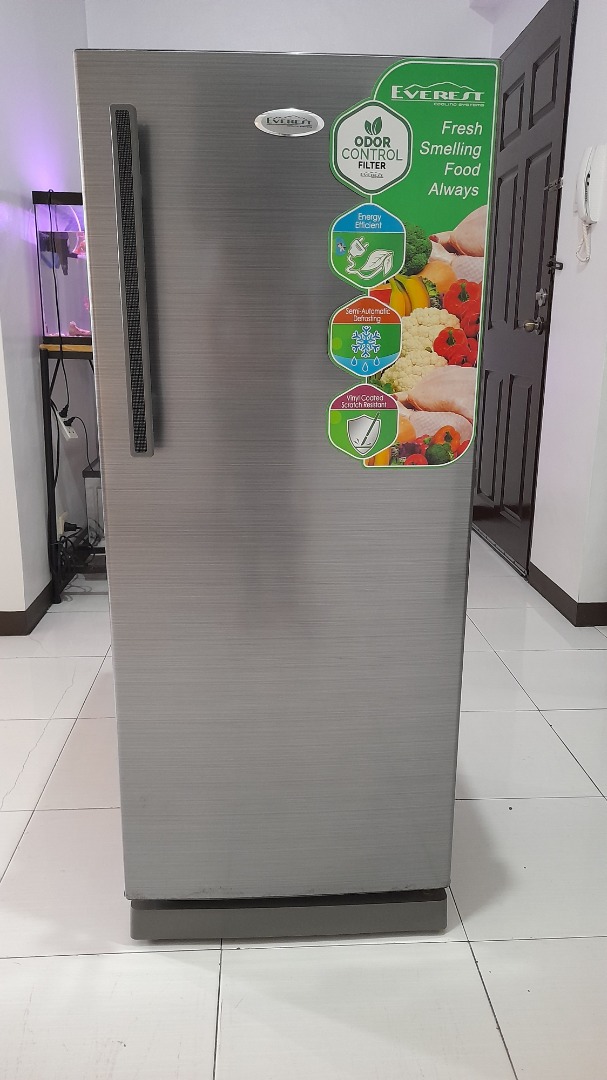 Everest Refrigerator, Furniture & Home Living, Kitchenware & Tableware