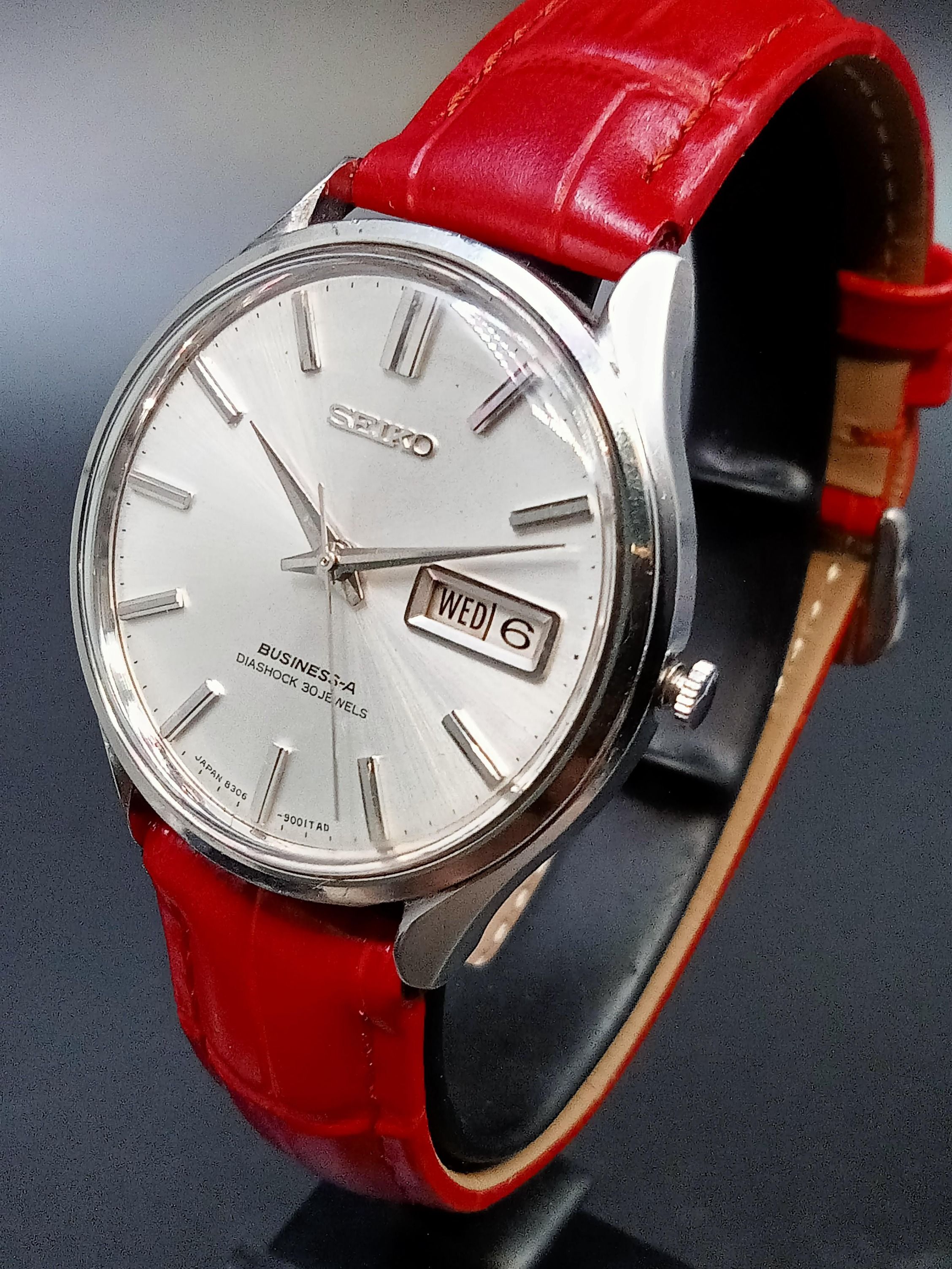 Extremely Rare! Vintage June 1967 Seiko SUWA, Model 8306-9000 Business-A  Diashock, 30J Automatic Watch, Luxury, Watches on Carousell