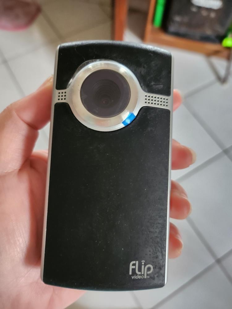 Flip Ultra, Photography, Video Cameras on Carousell
