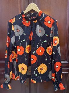 Floral Longsleeves Blouse
