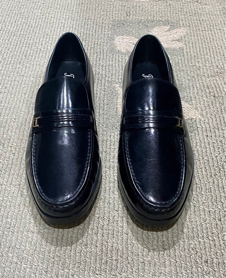 Riva moc store toe bit loafer