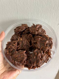 Freshly Homemade Almond Chocolate Cookies