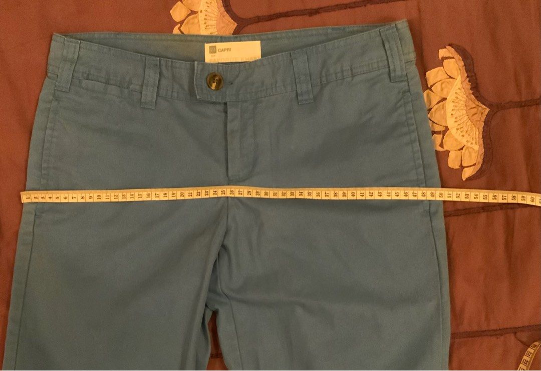 Gap on sale capri pants