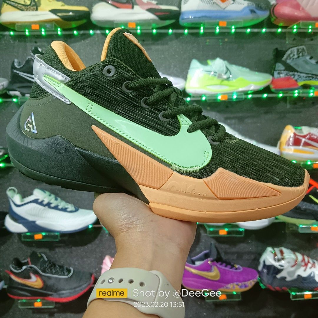 giannis freak 2 colorways