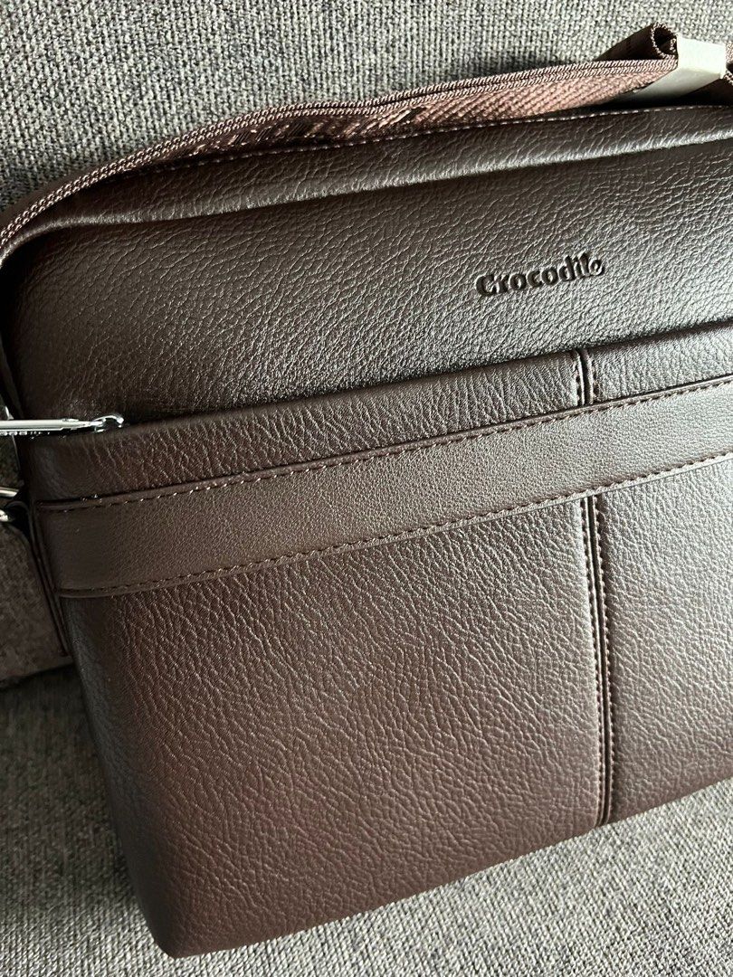 Goldlion Leather Messenger Sling Bag