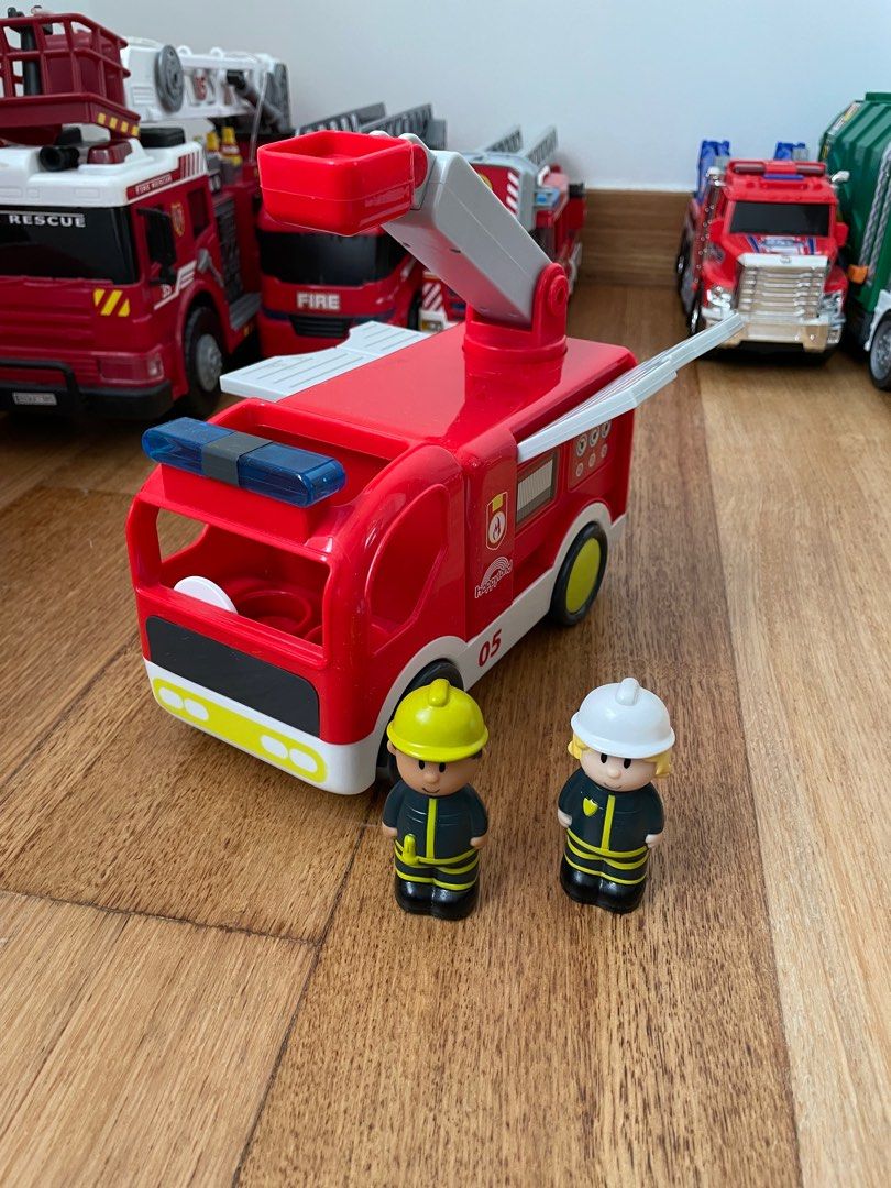 Happyland lights and 2025 sounds fire engine