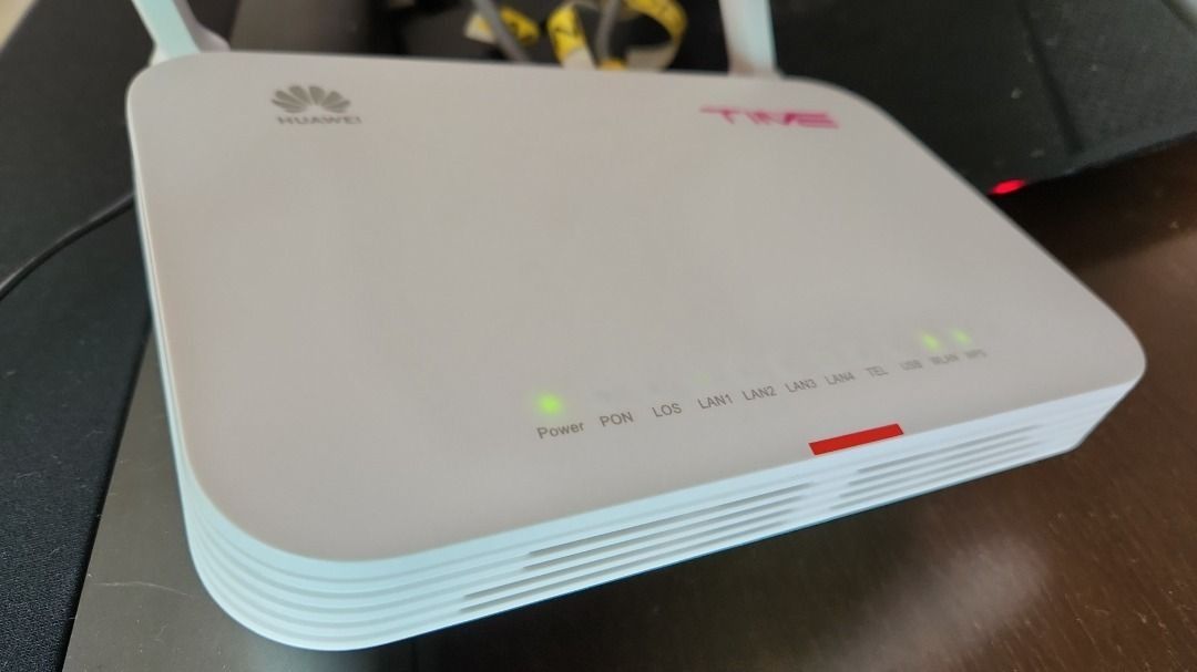 Huawei HG8145X6 WiFi 6 Router Modem Mesh BRAND NEW UNUSED 1 UNIT