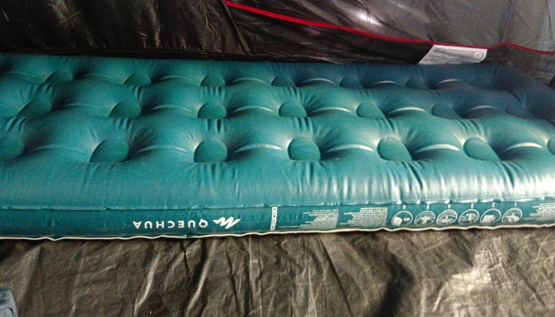 Inflatable Bed Single on Carousell