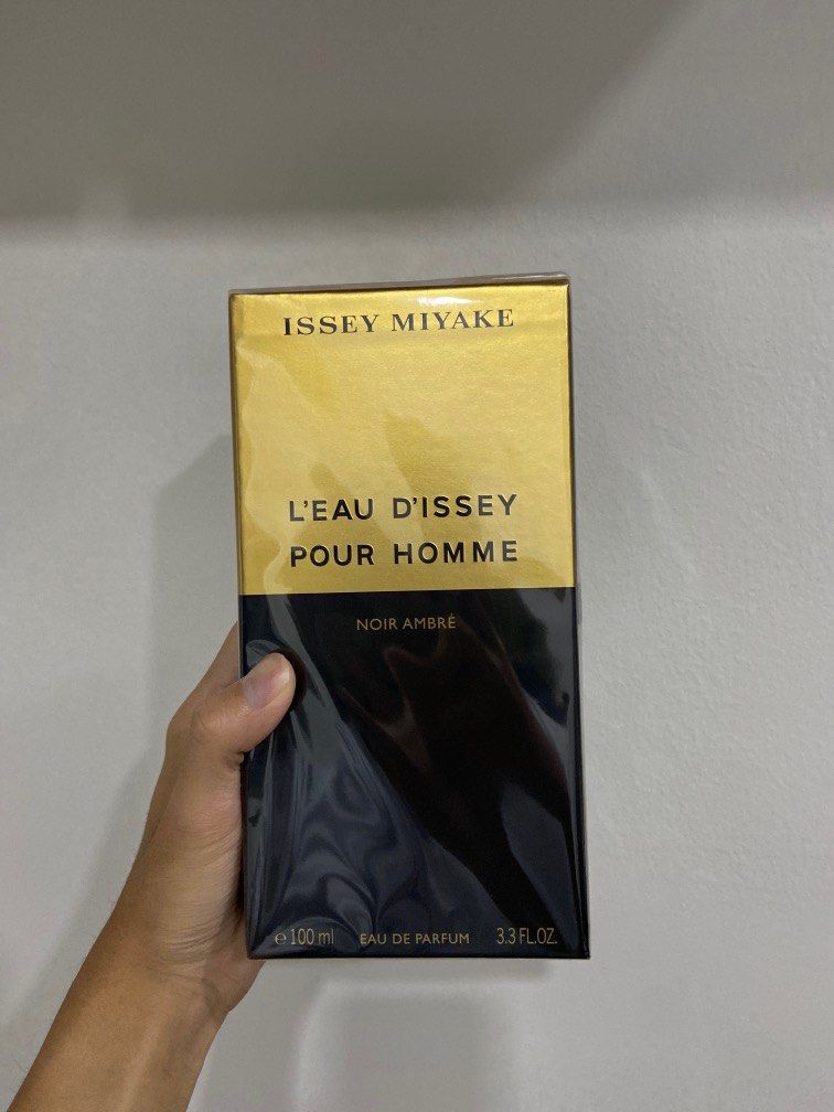 Issey miyake 2025 noir ambre review