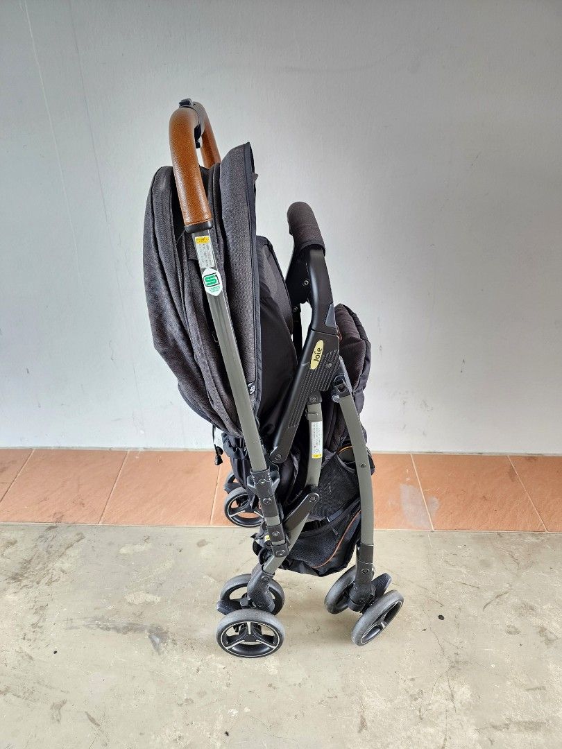 Joie SMA Baggi 4WD Flex Signature Stroller, Babies & Kids, Going Out ...