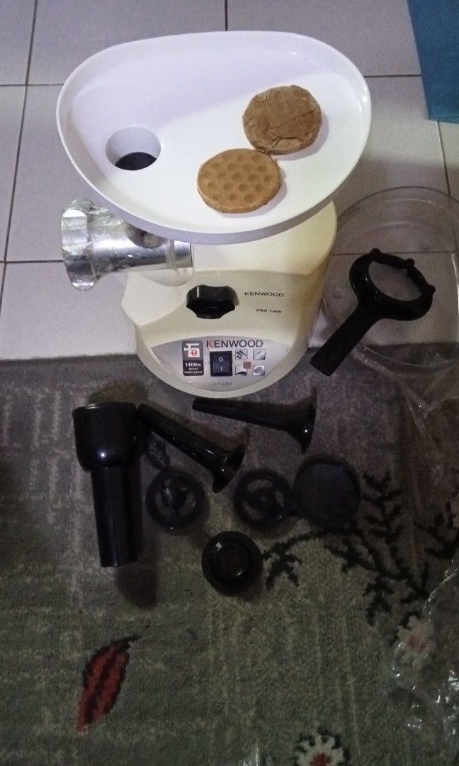 Kenwood Pro 1400 Mincer, Furniture & Home Living, Kitchenware ...