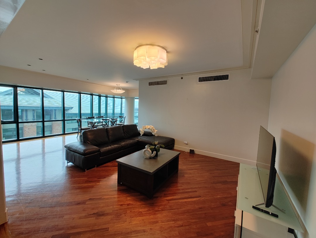 KFC FOR LEASE 3 Bedroom Unit in Hidalgo, Rockwell, Makati, Property