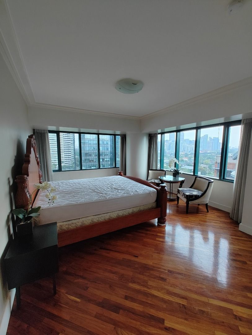 KFC - FOR LEASE: 3 Bedroom Unit in Hidalgo, Rockwell, Makati, Property ...