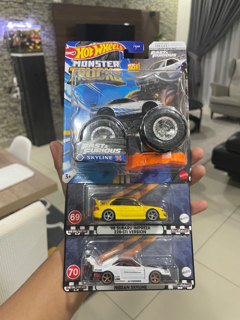 LBWK ER34 Nissan Skyline Boulevard Hot Wheels Hotwheels, Hobbies & Toys