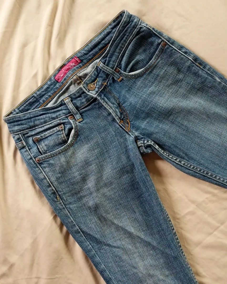 Levi's 524 Too Superlow Skinny jeans, Women's Fashion, Bottoms, Jeans &  Leggings on Carousell