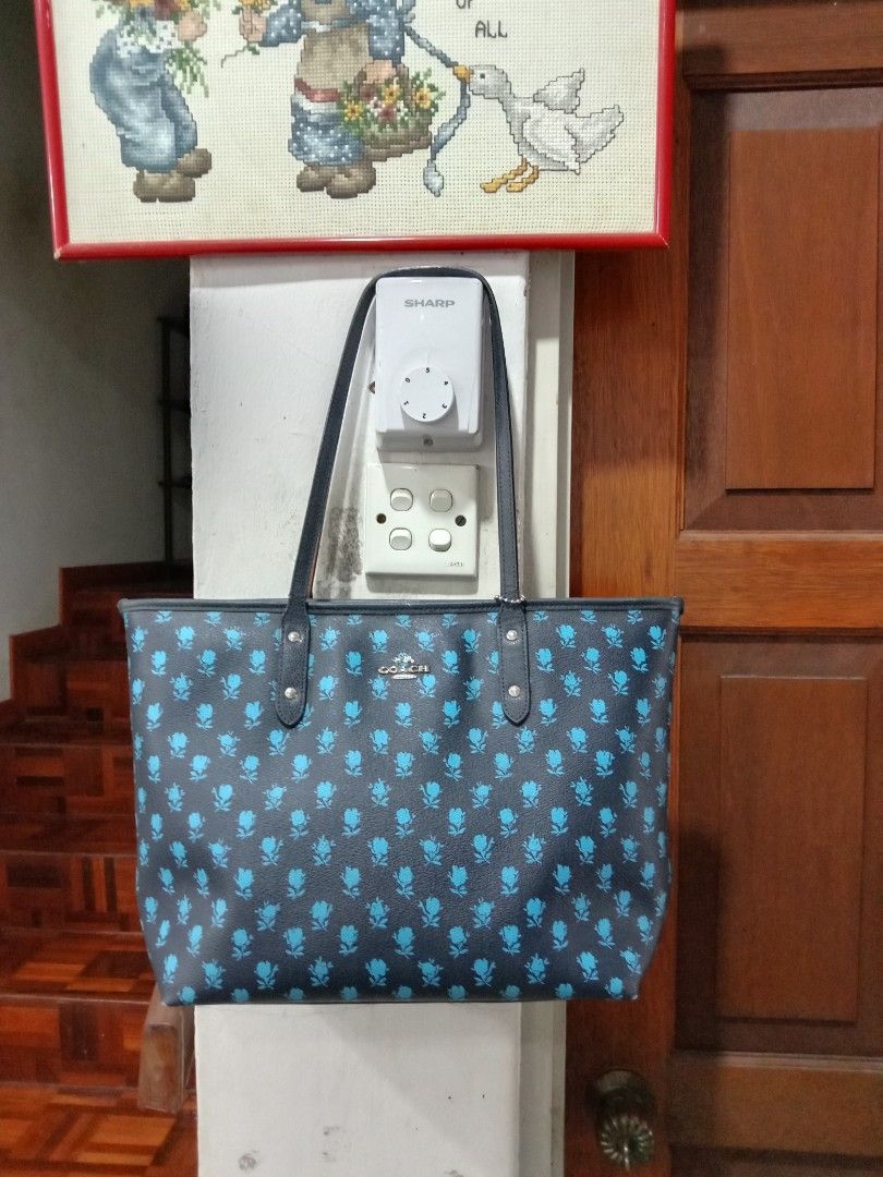 Coach blue best sale flower bag