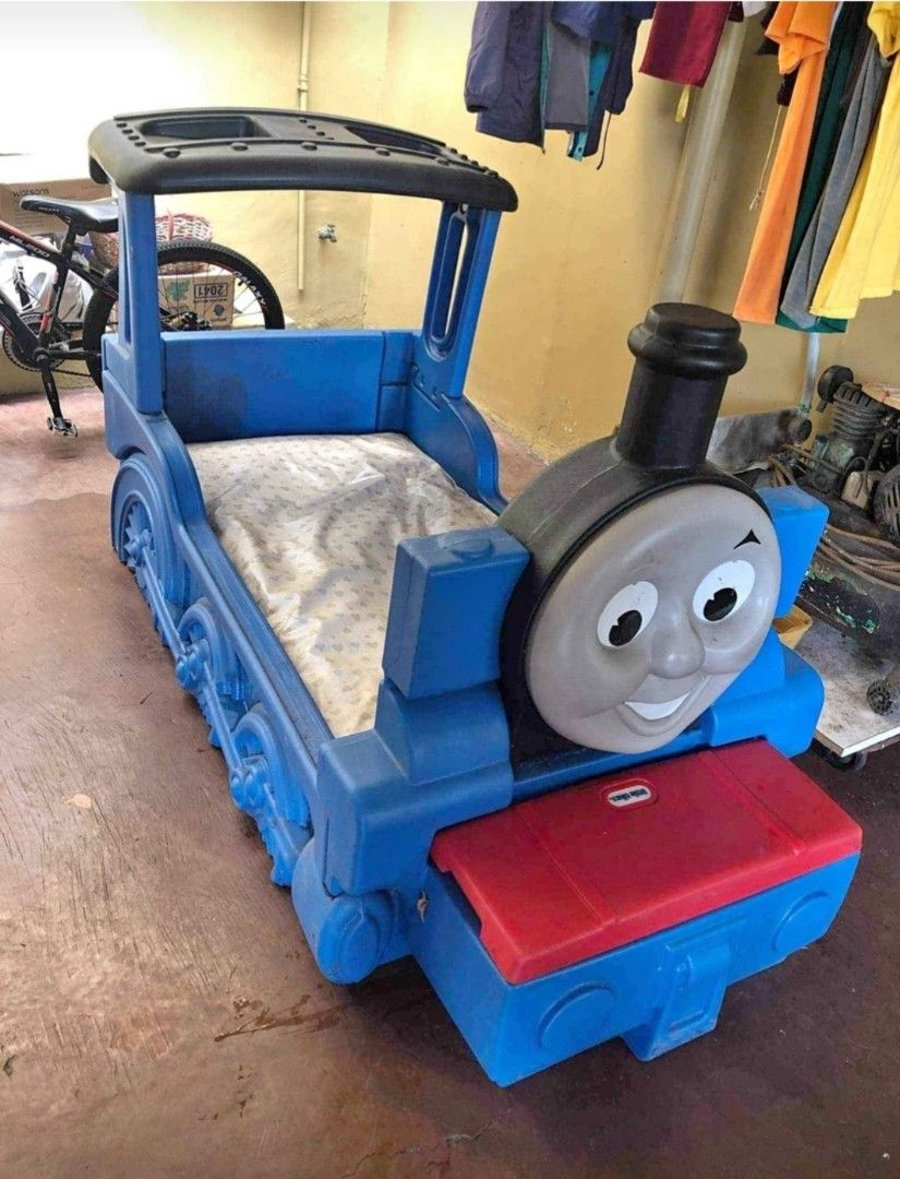 Thomas the train crib hot sale bedding