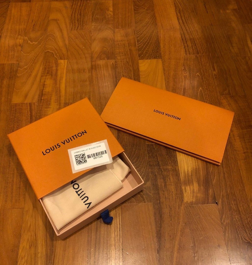 Louis Vuitton Louis Vuitton HYBRID WALLET