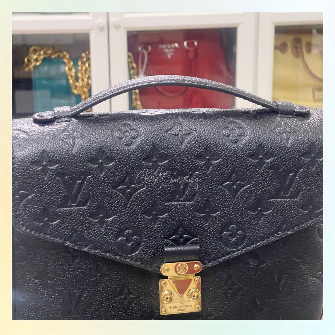 Louis Vuitton Taupe Monogram Empreinte Leather Pochette Metis Bag Louis  Vuitton