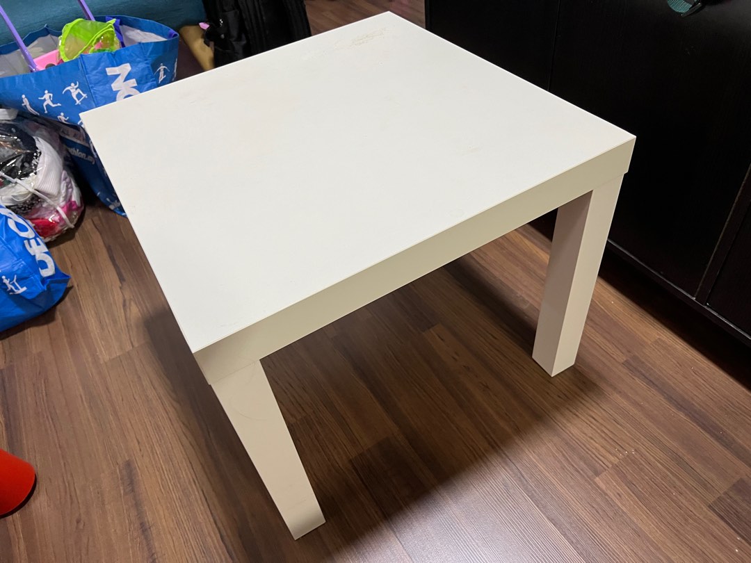 Ikea coffee on sale table kijiji