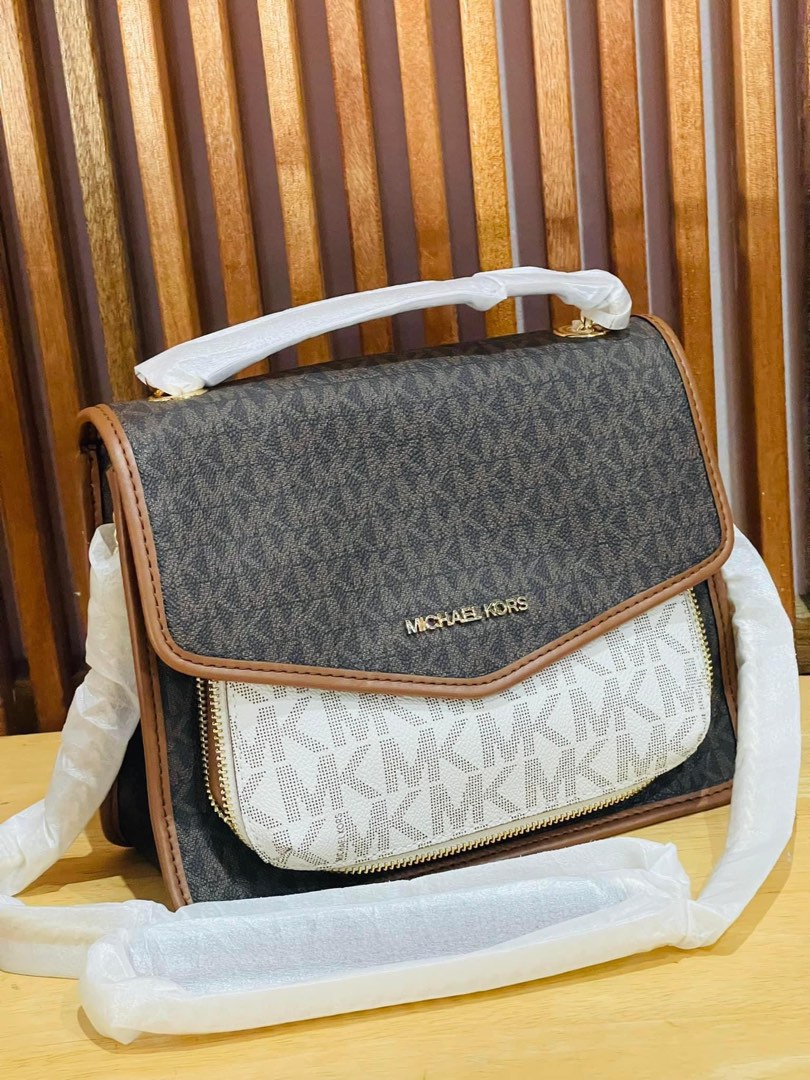 MICHAEL KORS REGINA MEDIUM FLAP SHOULDER CROSSBODY BAG MK SIGNATURE