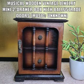 MUSICAL WOODEN VINTAGE JEWELRY MINI 2-DRAWER BOX WITH BALLUSTRADE DOORS (MUSIC: UNKNOWN)