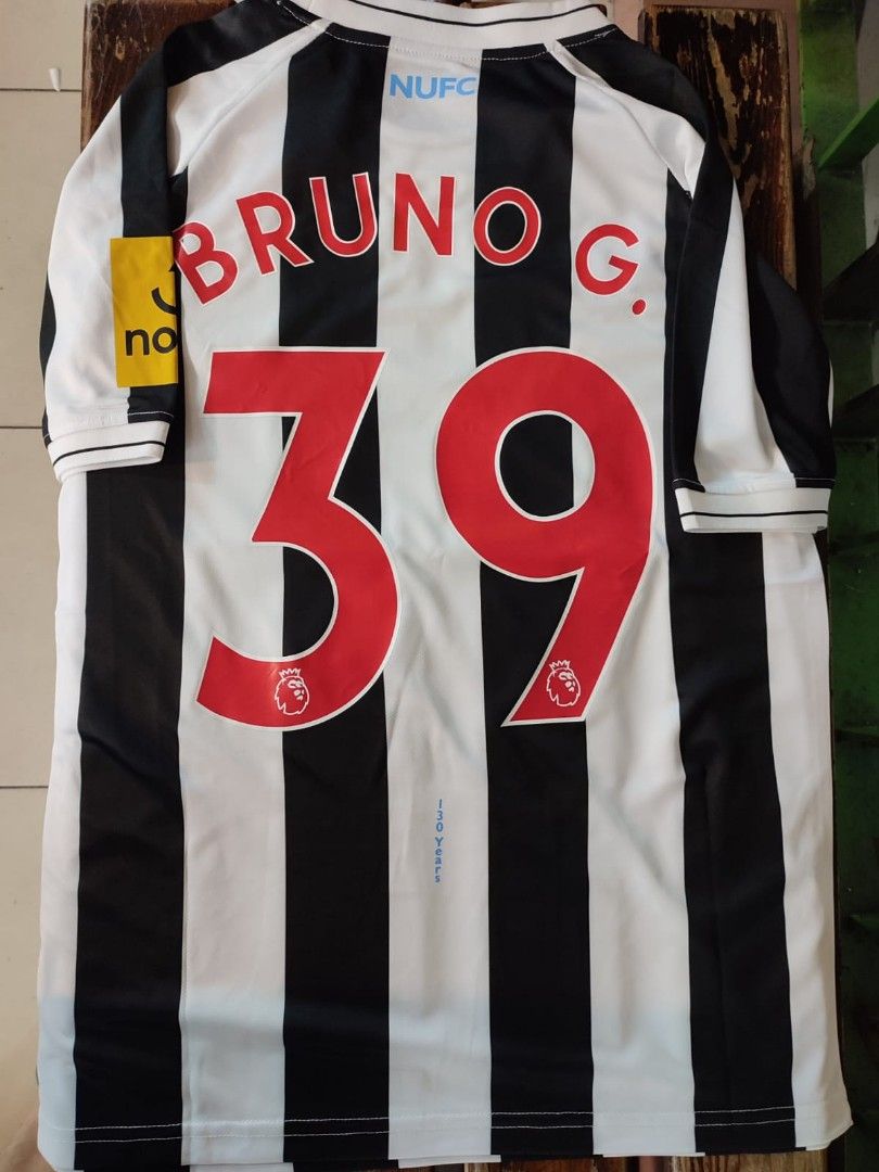 Newcastle home jersey 22/23+ patches & nameset, Men's Fashion