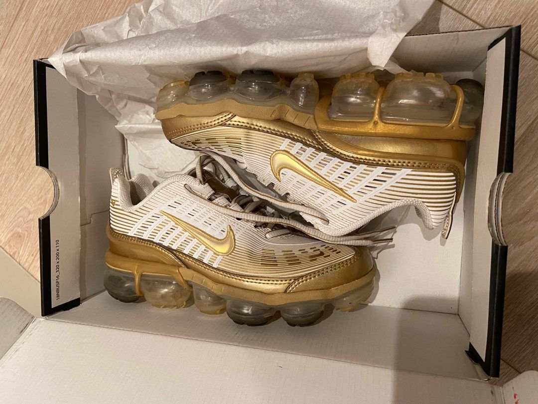 nike air vapormax womens gold