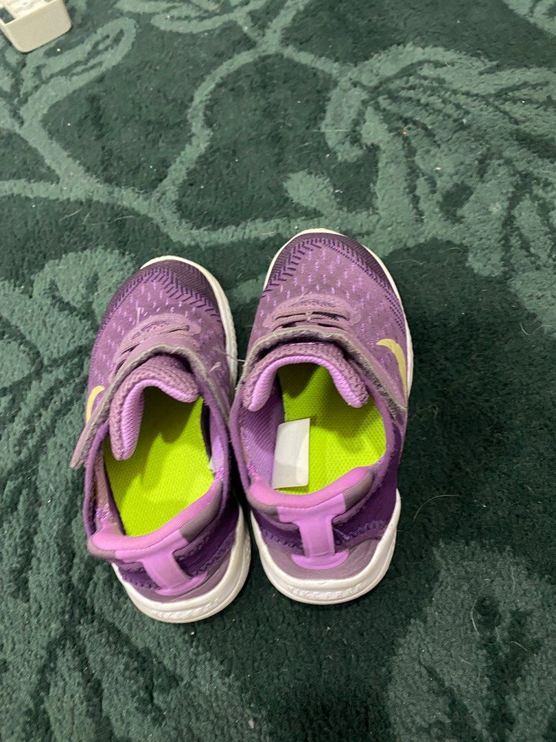 nike free kids white