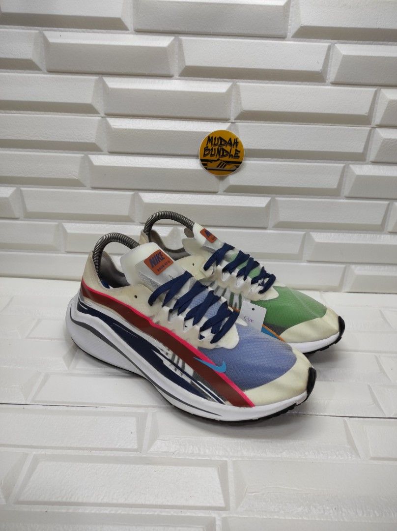 Nike zoom fly deals sp as graphic streaks