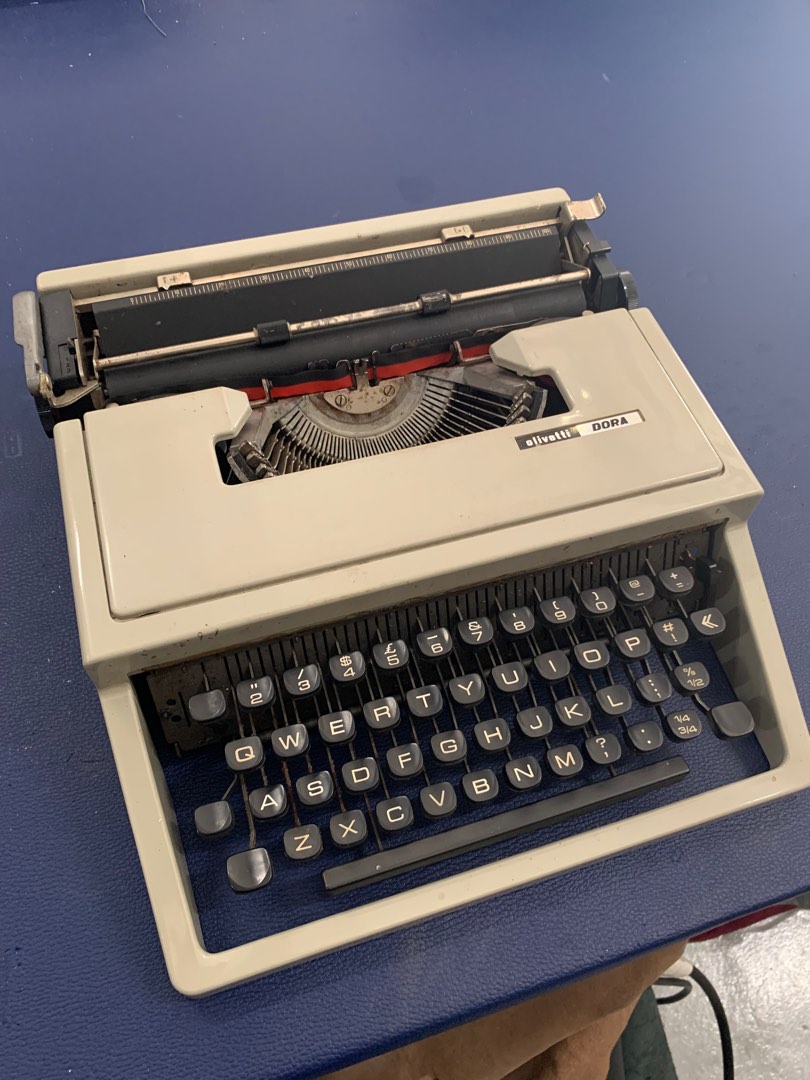 Olivetti Dora, Hobbies & Toys, Collectibles & Memorabilia ...