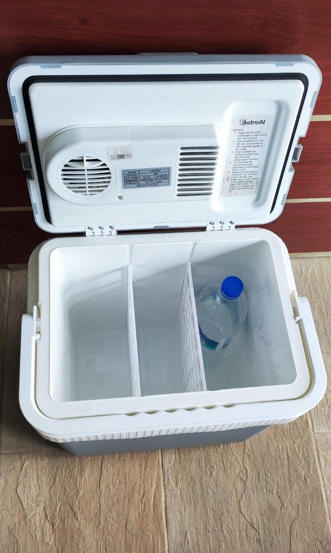 Portable Thermo Electric Mini Fridge 24 Litres Sports Equipment