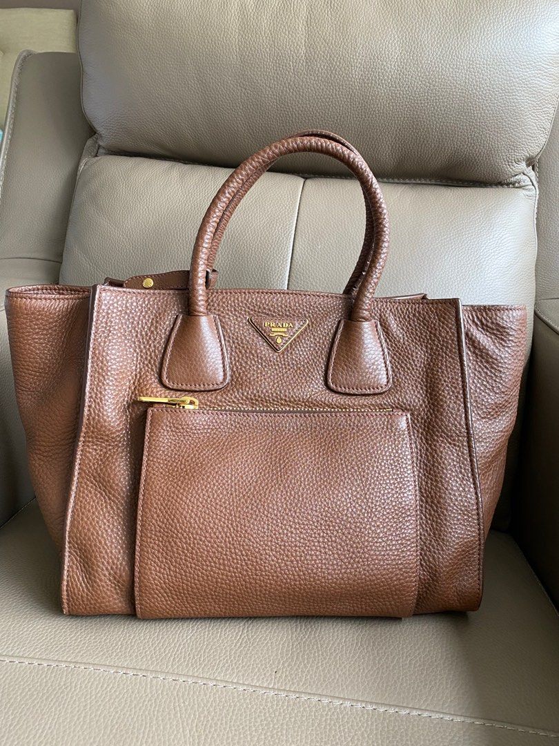 Prada everyday bag top