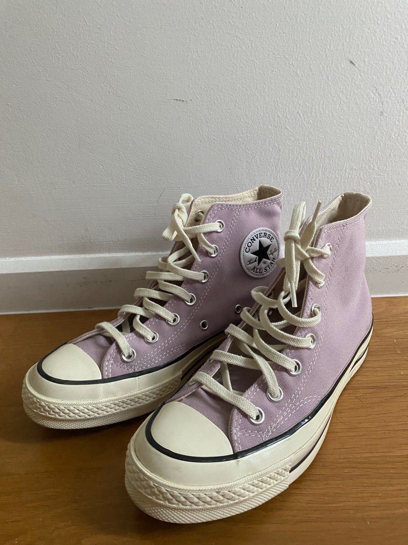 Lilac converse store
