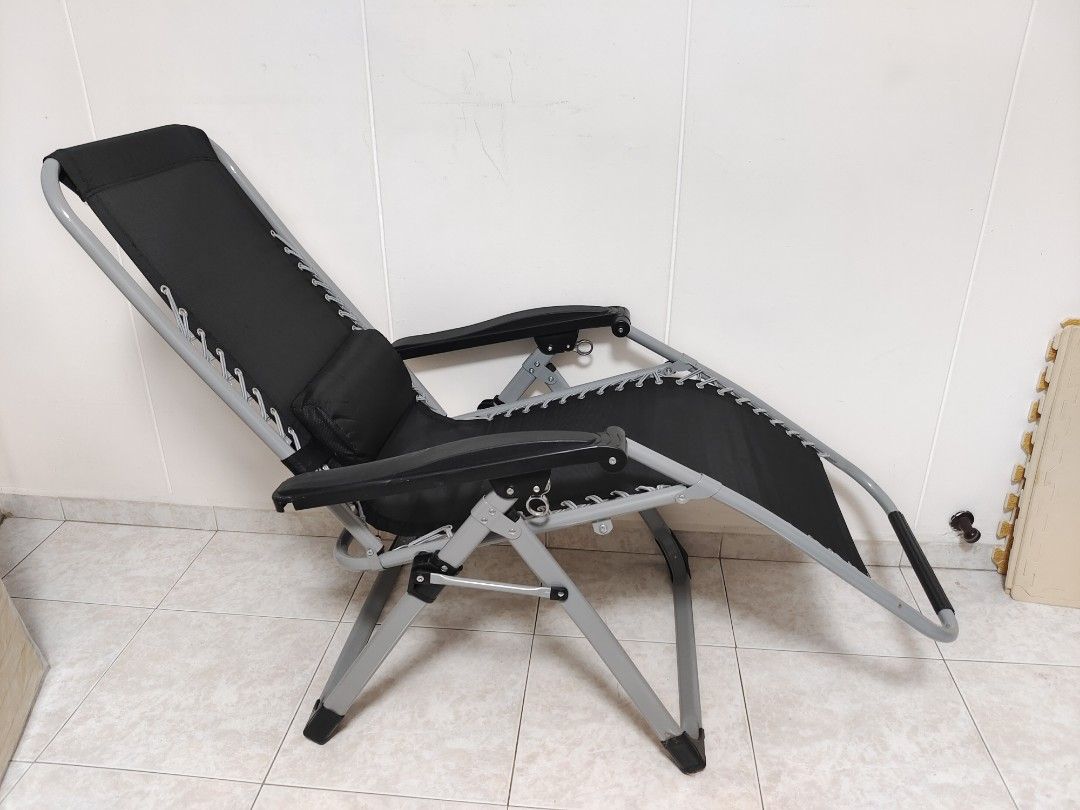 Reclining Folding Chair, Furniture & Home Living, Furniture, Chairs on